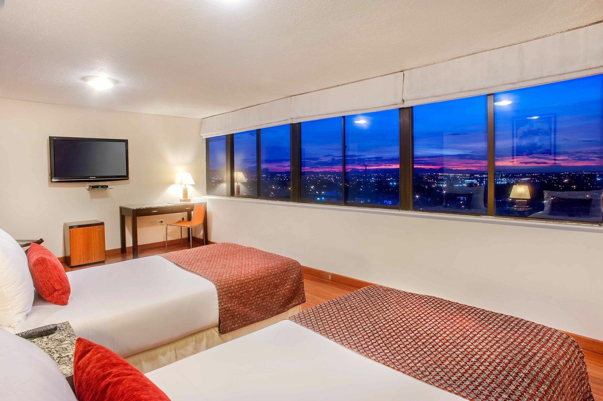 Oceania Museo Hotel