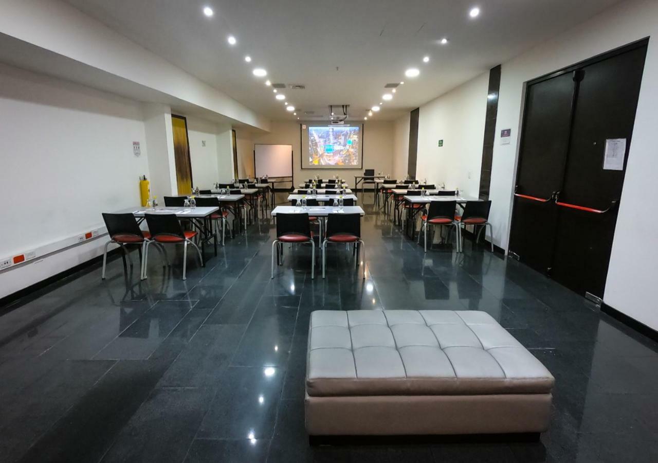 Tryp By Wyndham Usaquen 4* Bogota