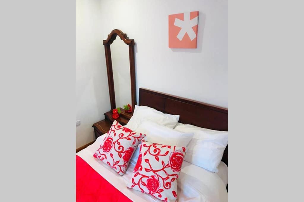 Apartment Homy #5 - Corferias, Embassy, Airport, G12, Un, Agora *