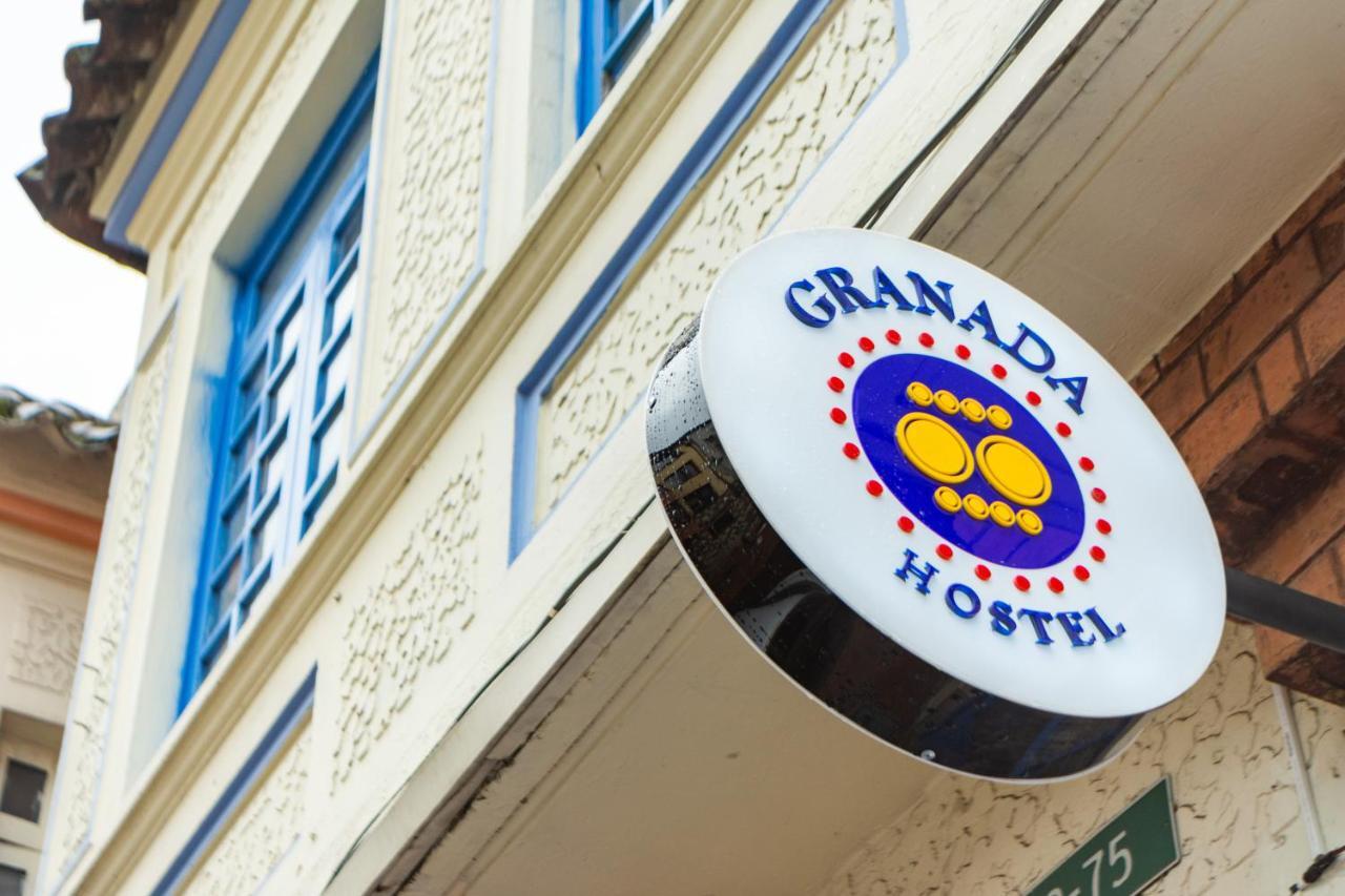 Granada Hostel *