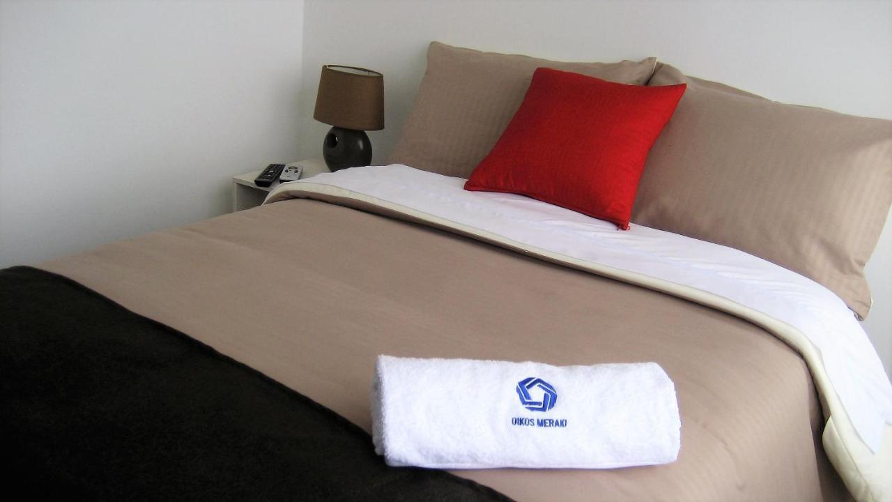 Kalos Meraki Apartasuites Aparthotel 3*