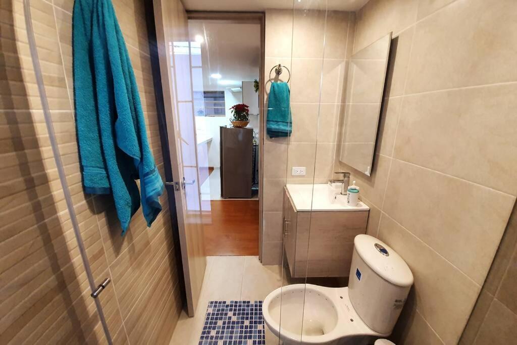 Homy #6 - Corferias, Embassy, Airport, G12, Un, Agora Apartment *