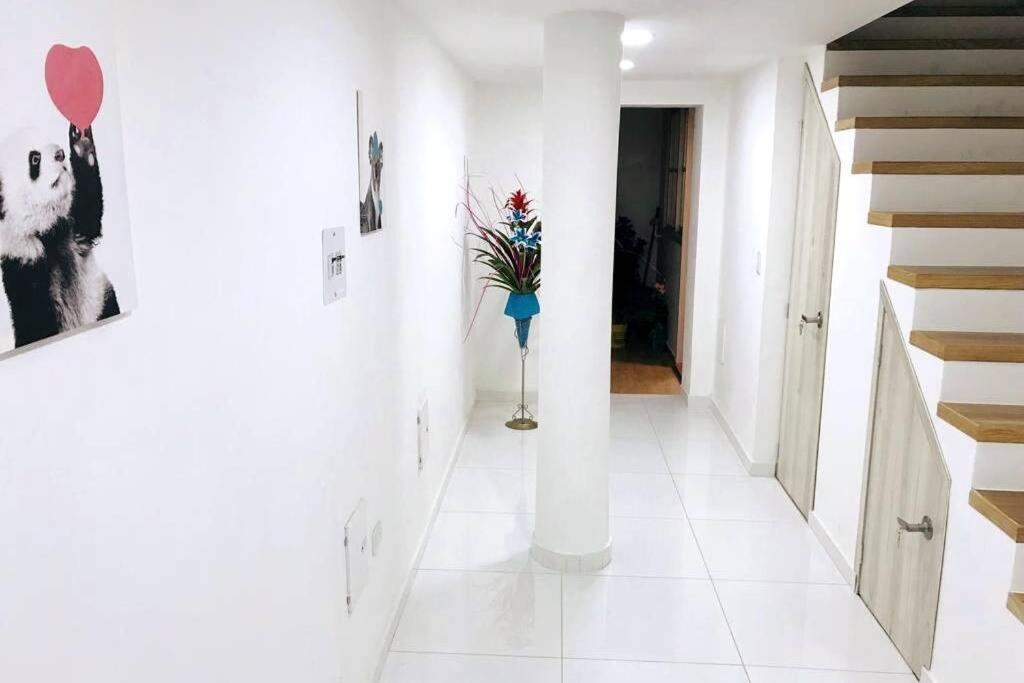 Apartment Homy #6 - Corferias, Embassy, Airport, G12, Un, Agora Bogota