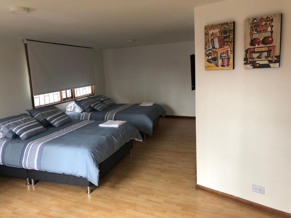 Hostel Casa Amarilla *