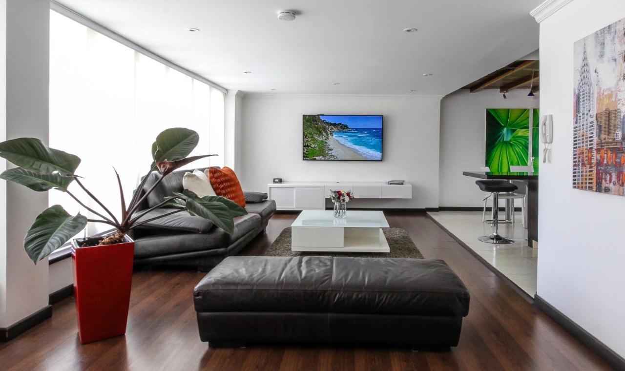 Zona Rosa Apartamento *