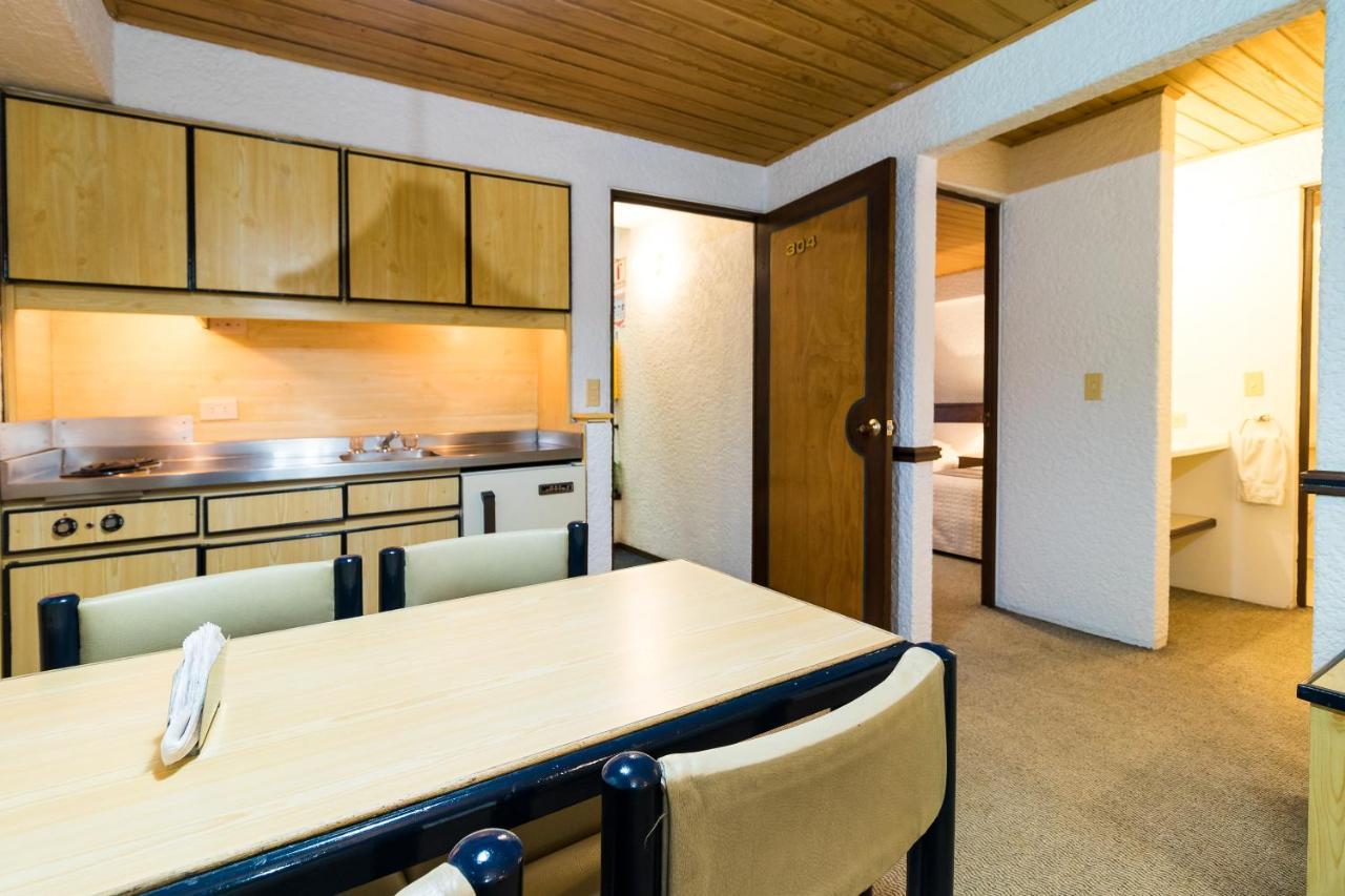 Real 97 Aparthotel