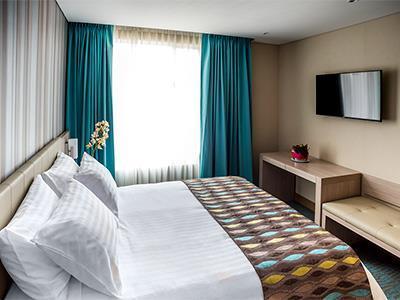 Apartamentos Plaza Suites Apartahotel