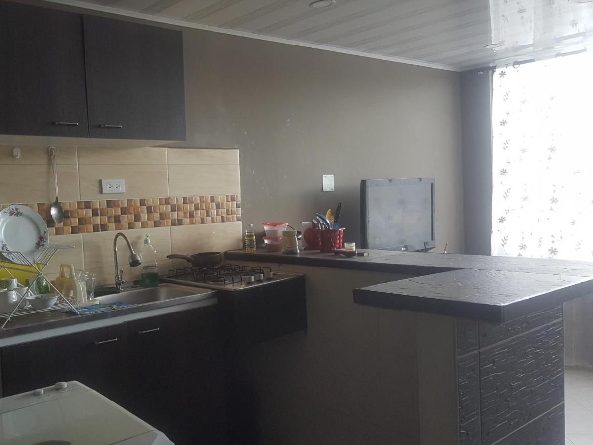 Cerca Aeropuerto, Fotos Y Huellas Visa Americana, Embajada Eeuu Apartment *