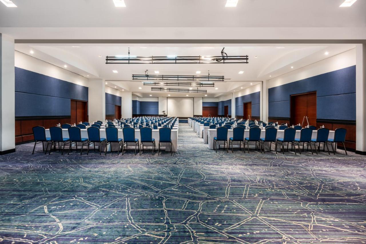 Hotel Cosmos 100 & Centro De Convenciones - Cosmos 5*