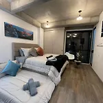 St. Louis Suites - Movistar Arena
