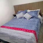 Casa Hospedaje - H