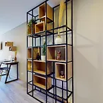 Suites Cabrera 85-12 Apartments