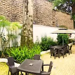 Granada Hostel