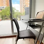 Super Apartamento Tv, Wi Fi Y Parqueadero Gratis
