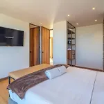 Stylish 2 Masters With Patio And View