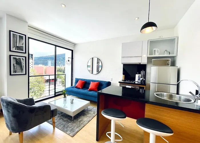 Panoramic Loft In Chico