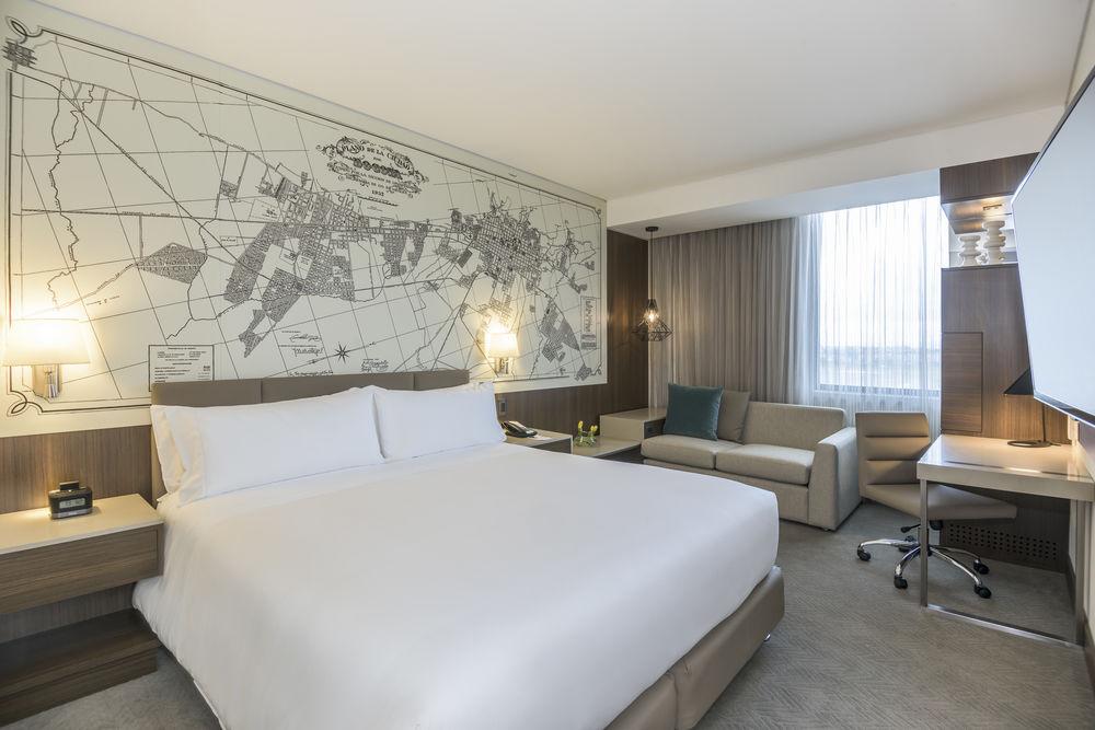 Courtyard By Marriott Airport Hotel 4*