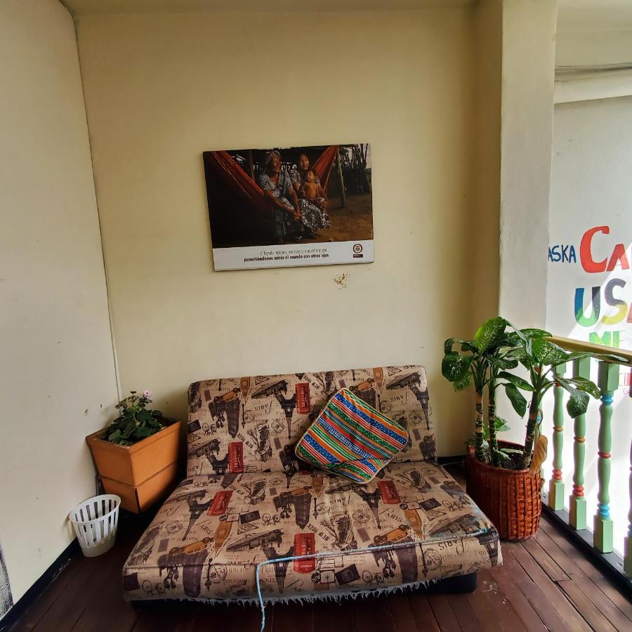 Hostel Hostal Cq Lourdes *