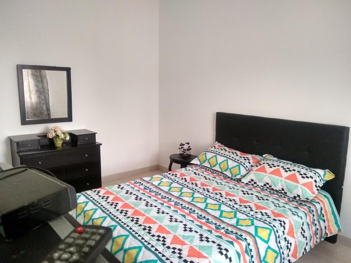 Guest house Familia Lombana Bogota