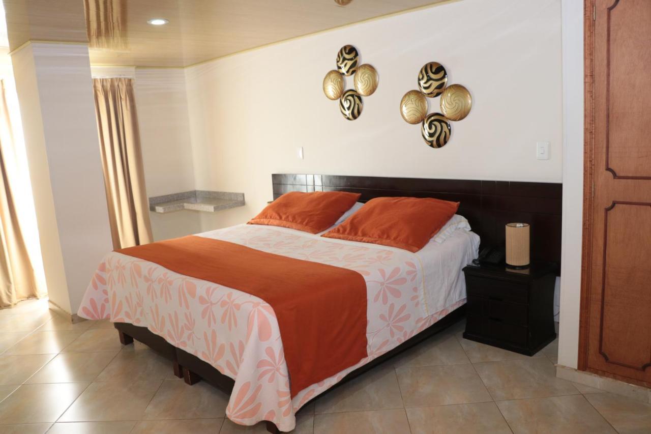 Santa Barbara Usaquen 3*