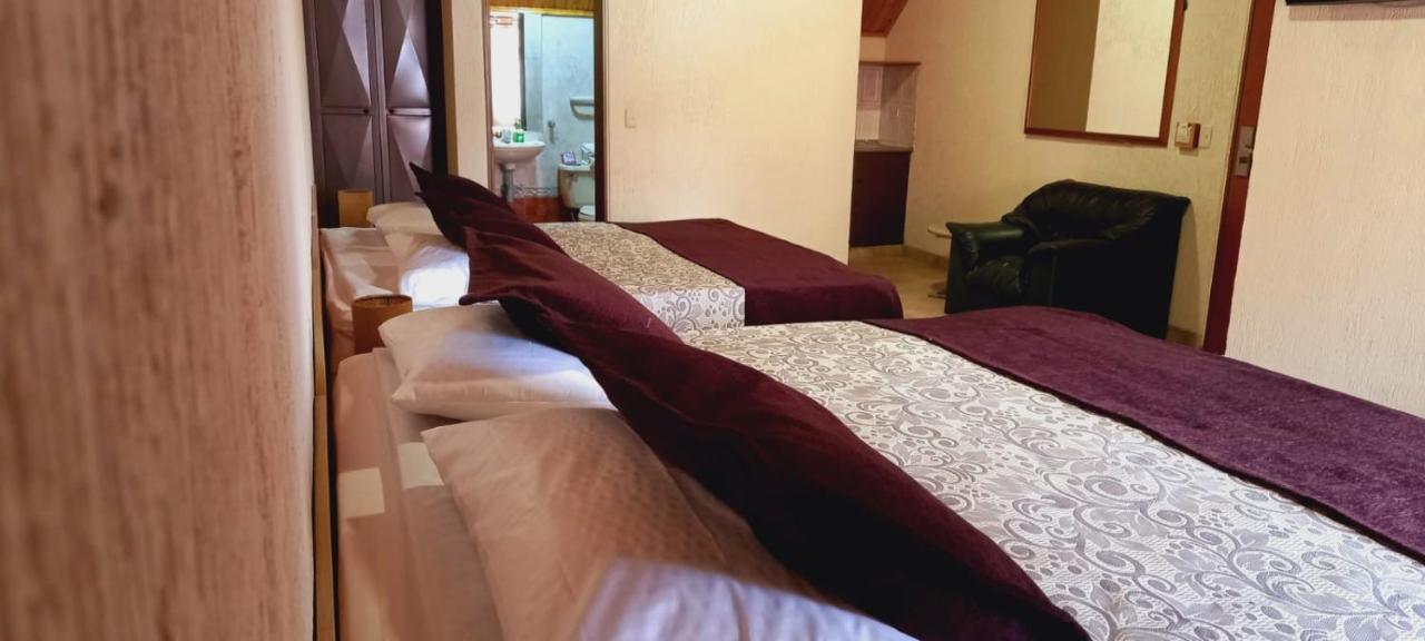 Colonial Hotel 3*