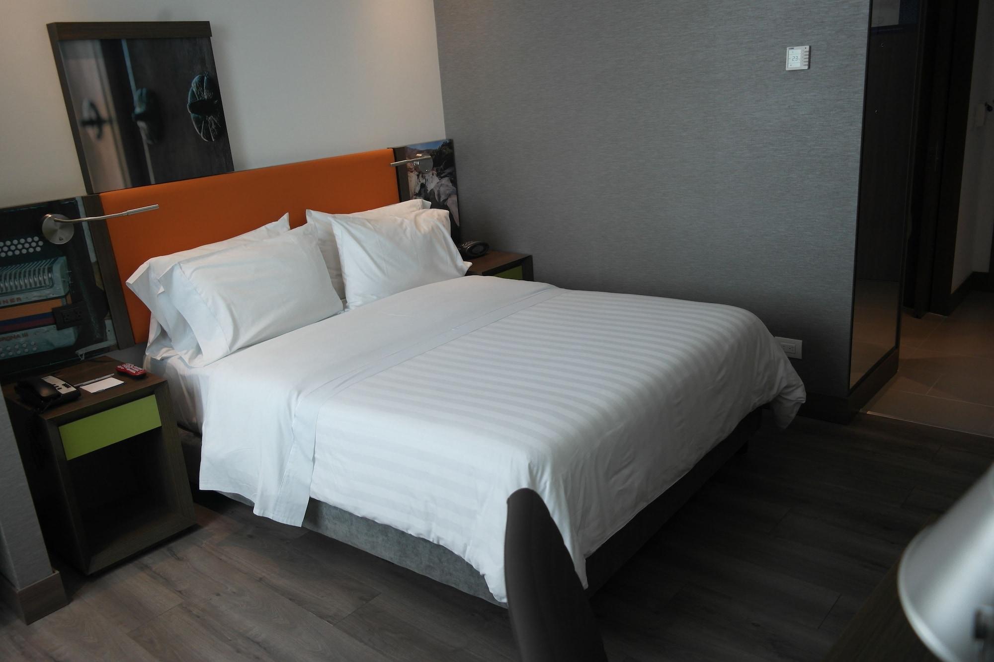 Hampton By Hilton Usaquen 4*