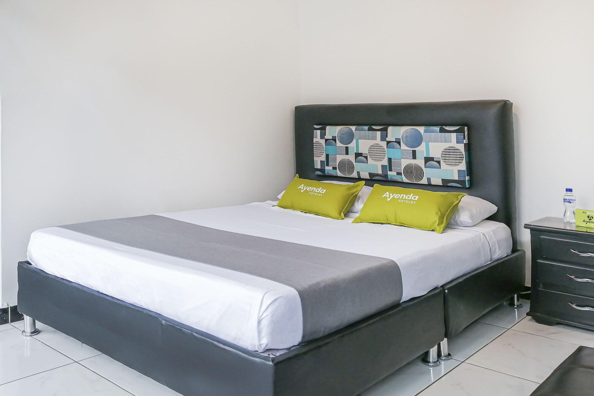 Ayenda 1077 Hills Hotel Bogota