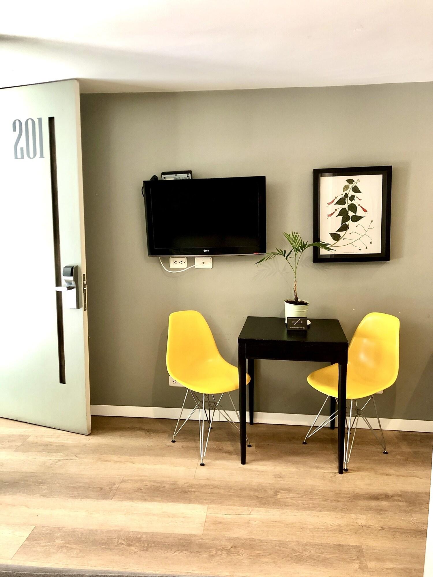 Living 55 Hotel 4*