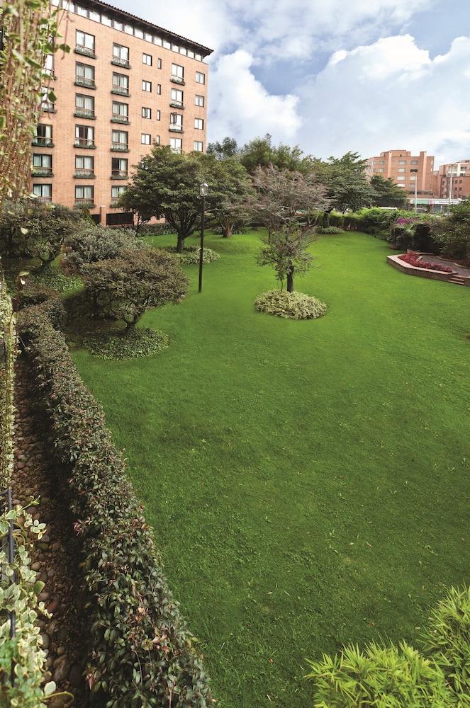 Aparthotel Estelar - La Fontana 4*