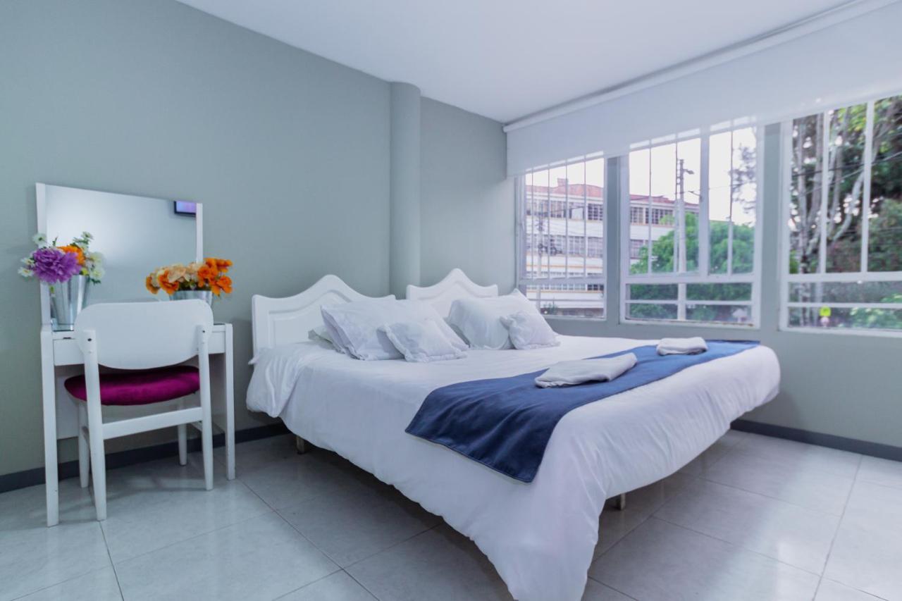 Hotel Apartasuites & Teusaquillo 3*