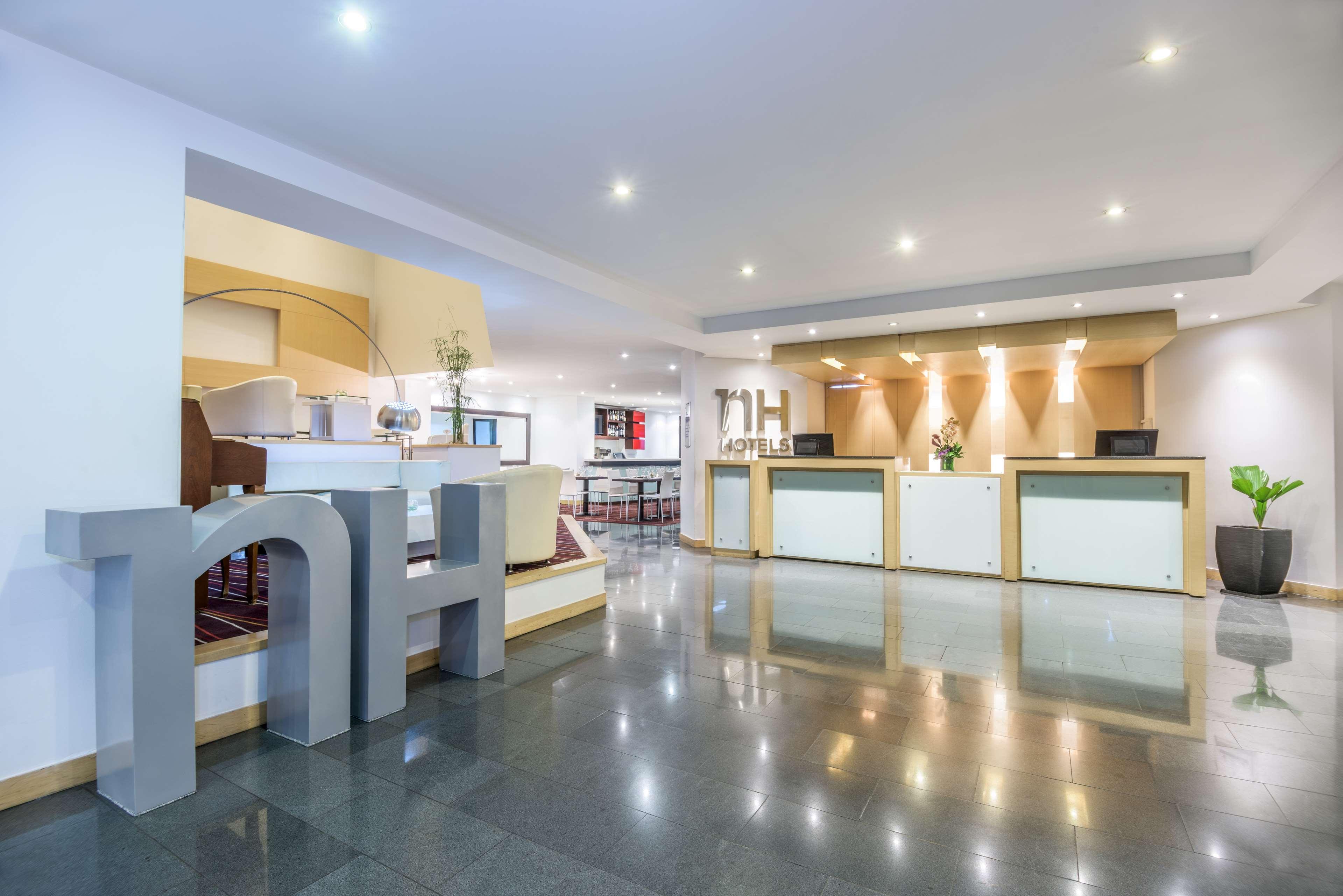 Hotel Avani Royal Zona T 4*