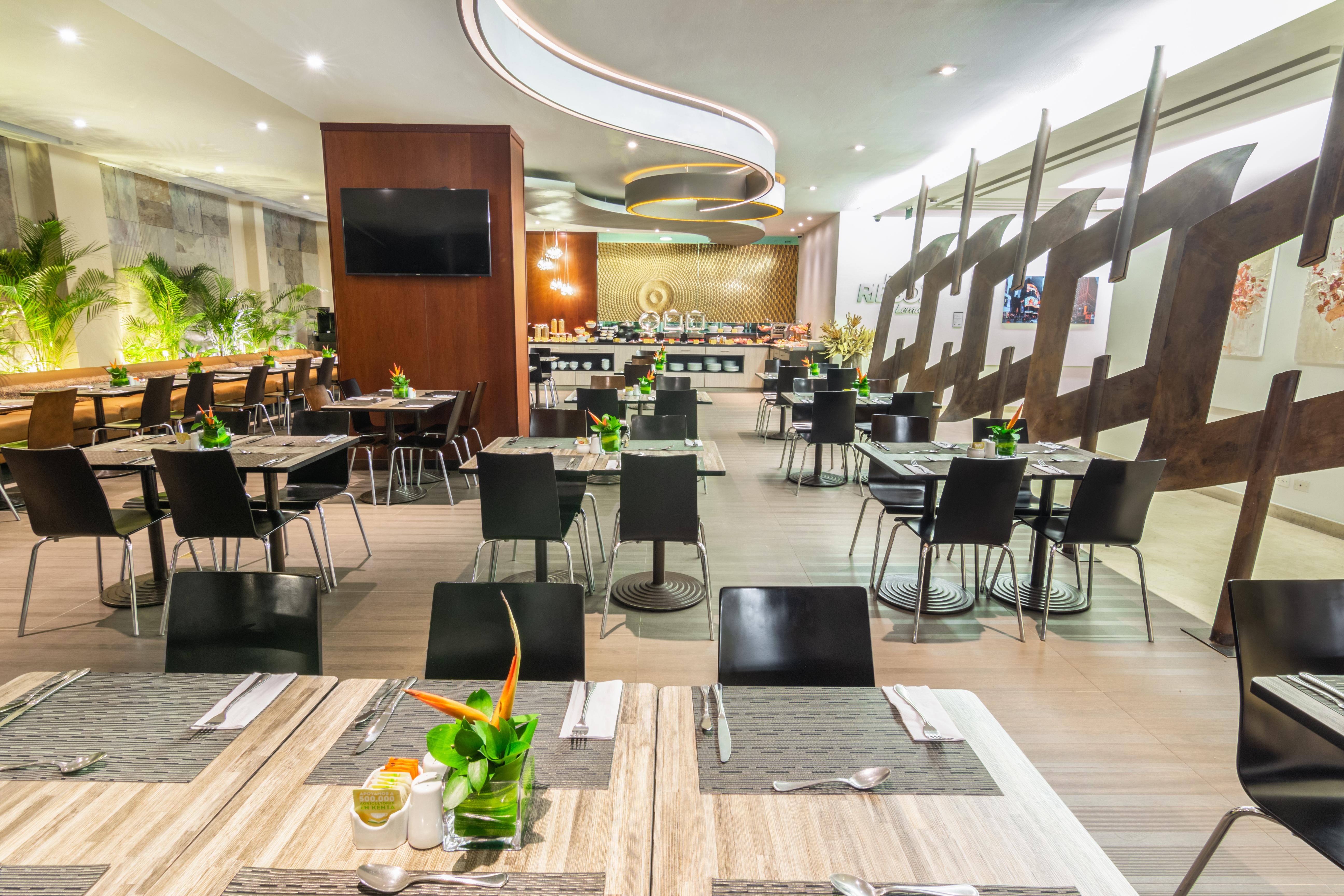 Western 93 Park 5* Bogota