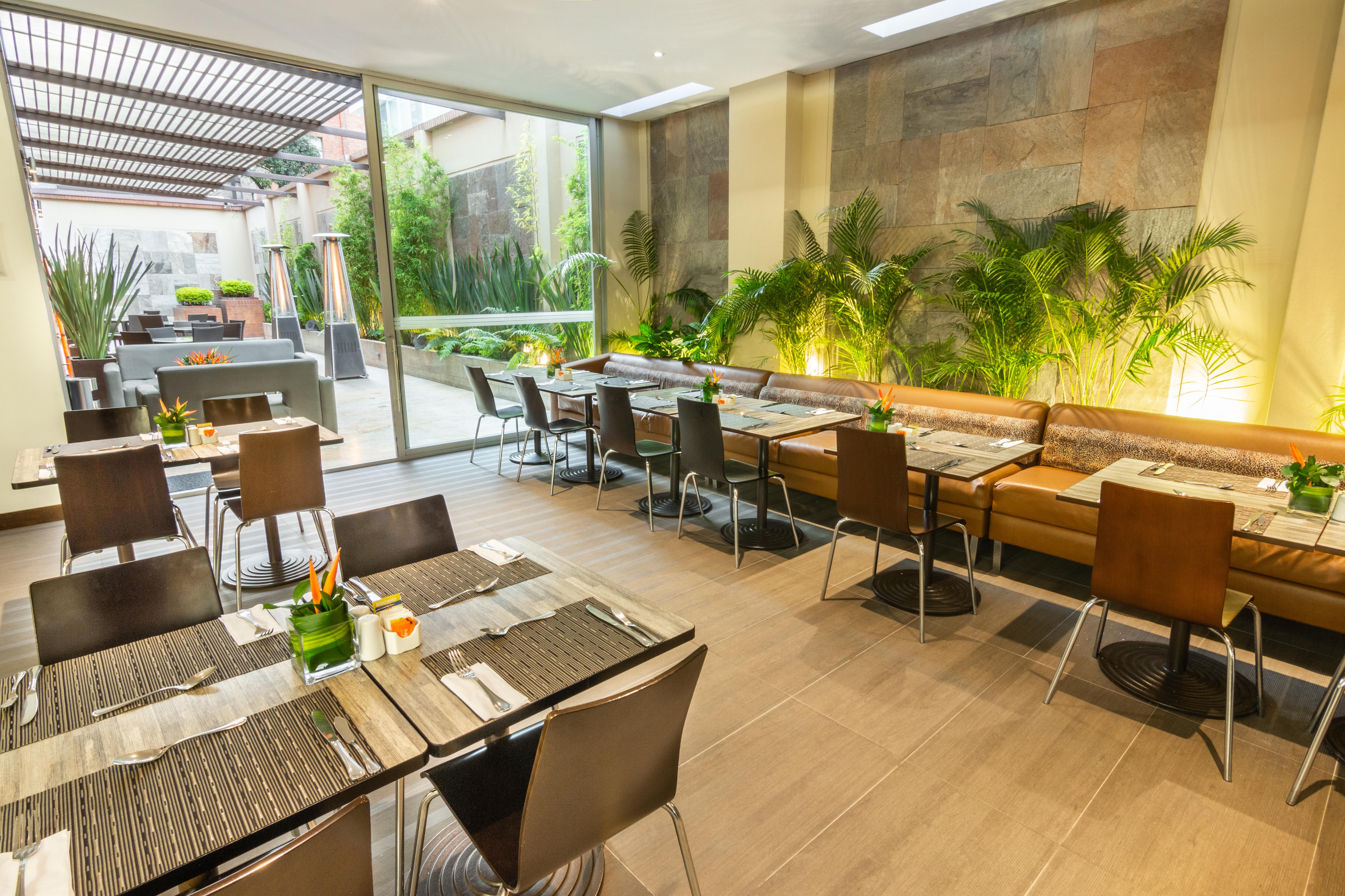 Hotel Western 93 Park Bogota