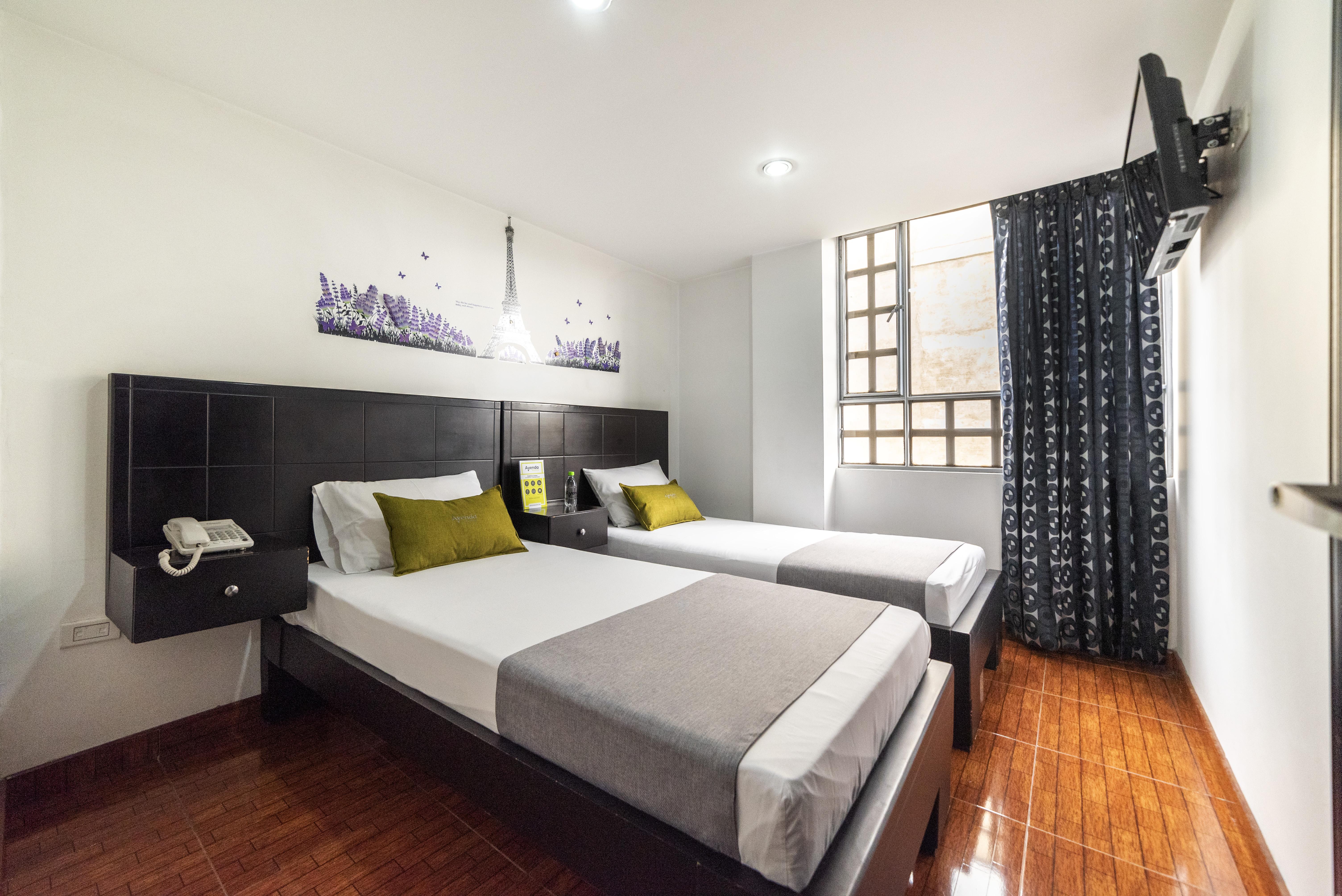 Dorado 100 Hotel