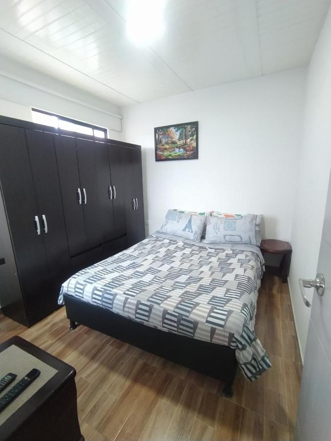 Apartment Amoblado Cerca Al Aeropuerto El Dorado *
