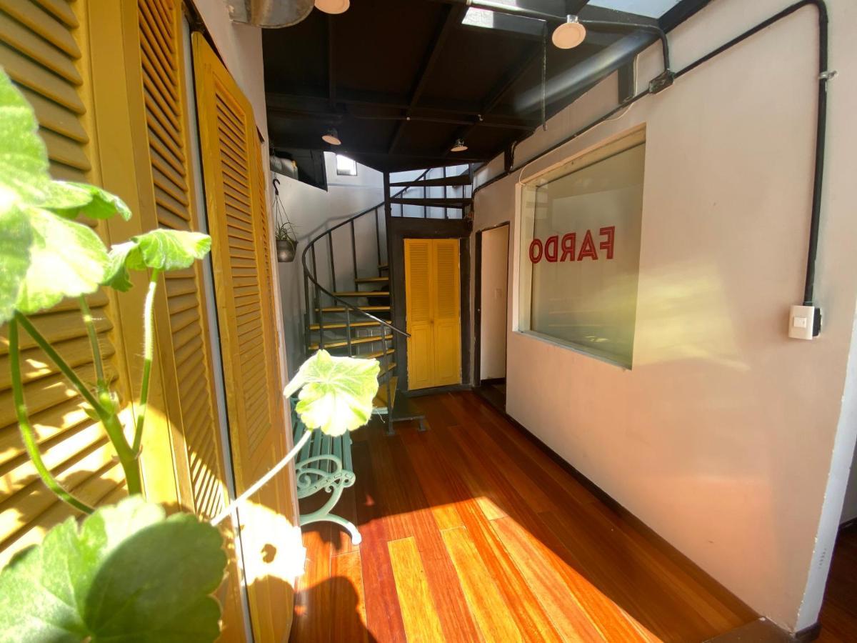 Fardo Autonomo En - Zona T - Recepcion Digital 24h Guest house Bogota