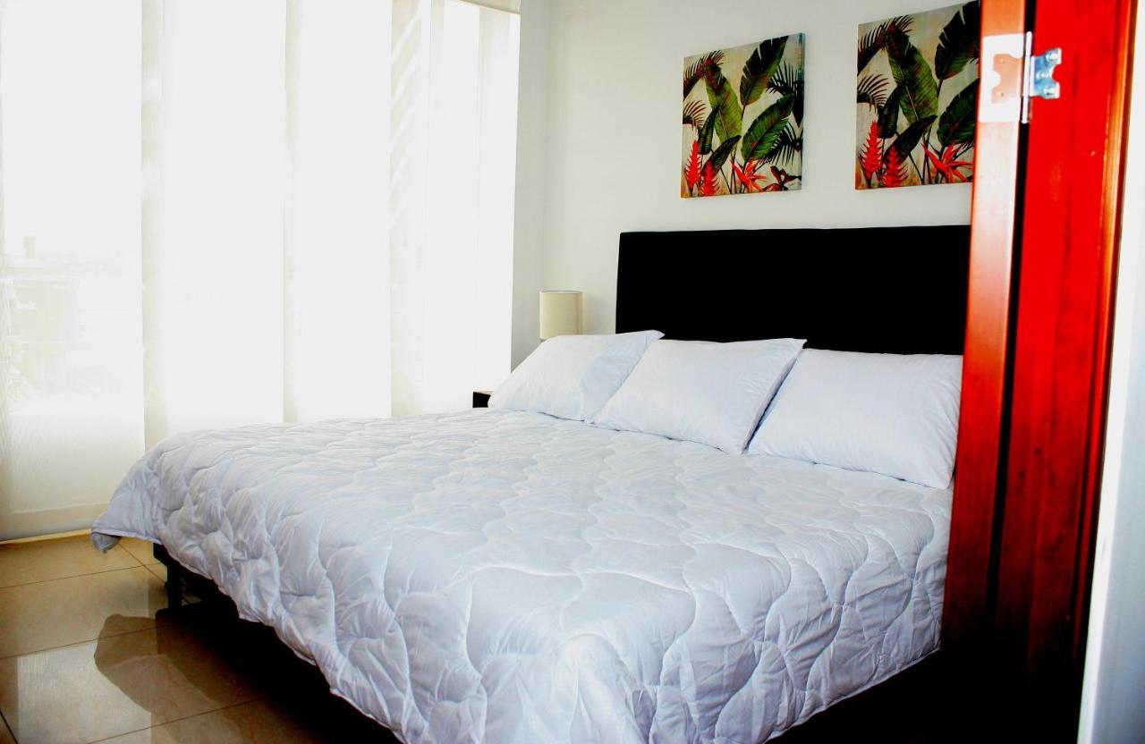 Apartasuites Aaa Modelia Bogota