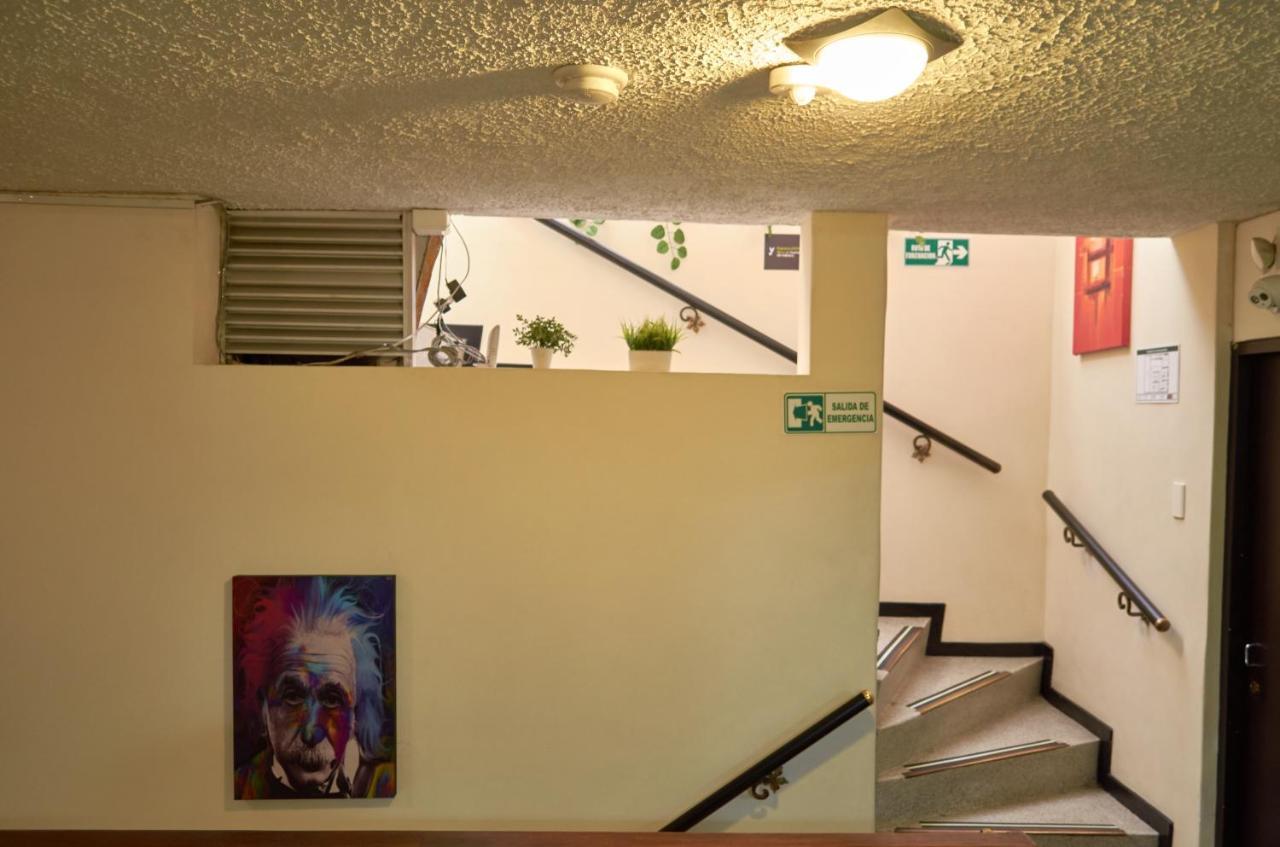 Hotel Alojate In Bogota