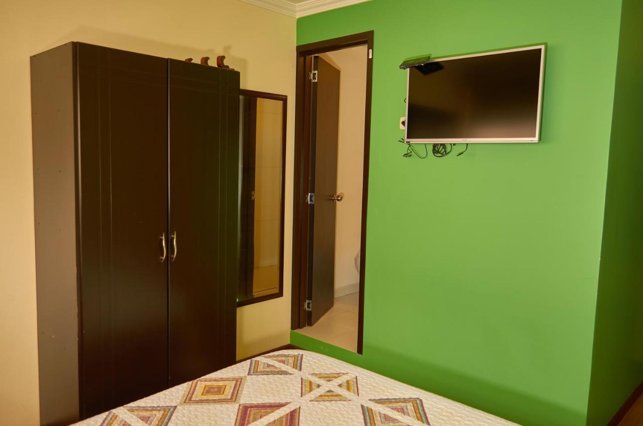 Hotel Alojate In Bogota