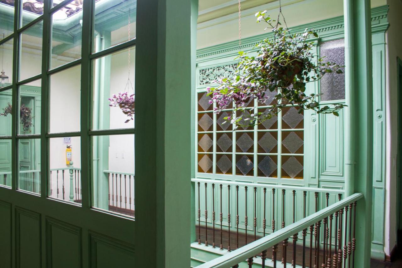 Casa De La Vega 4*