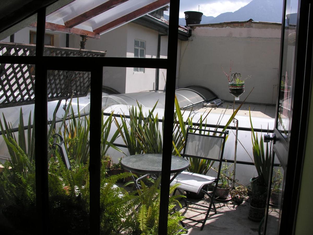 Om Hospedaje Guest house