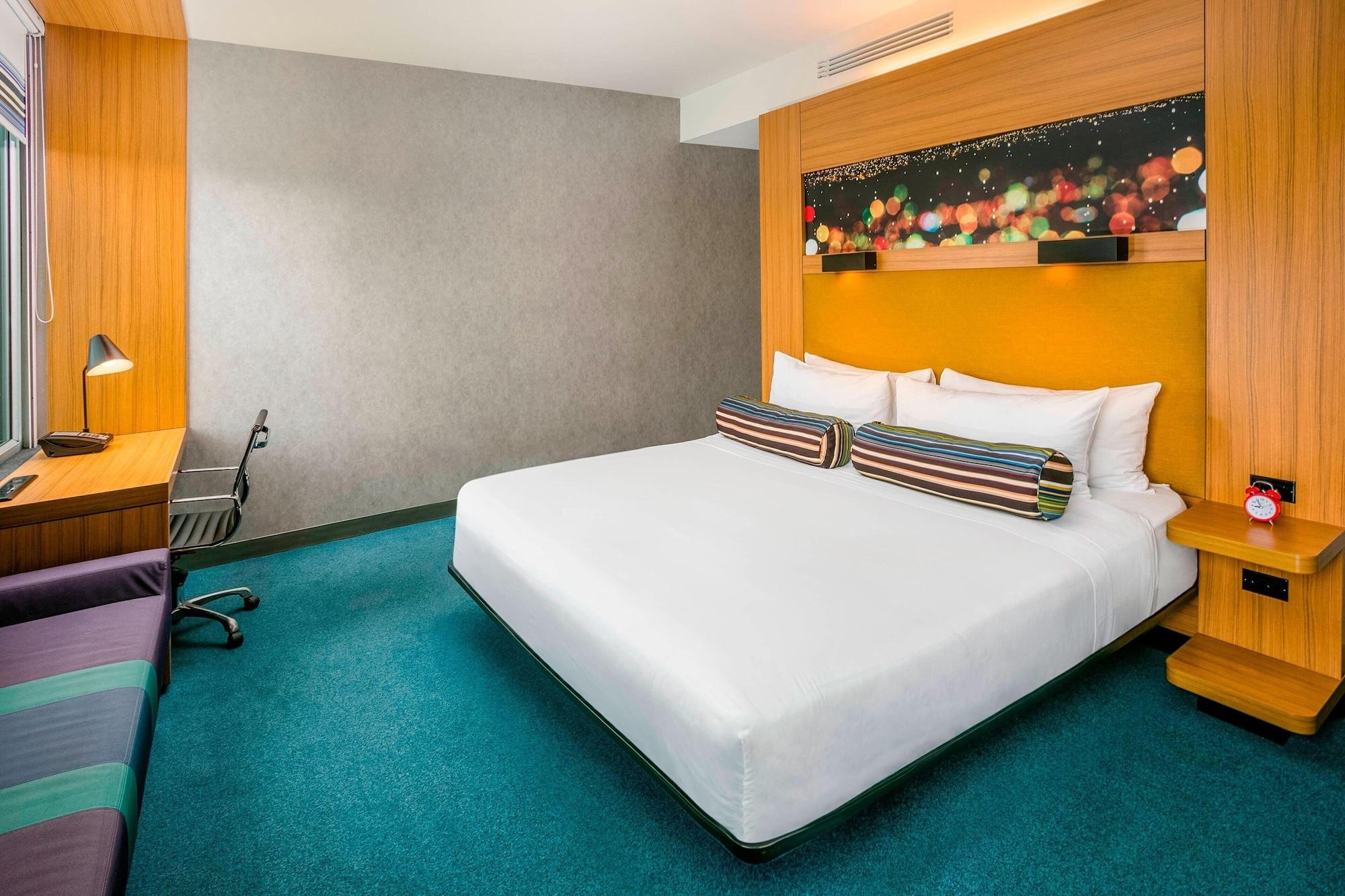 Aloft Airport Bogota