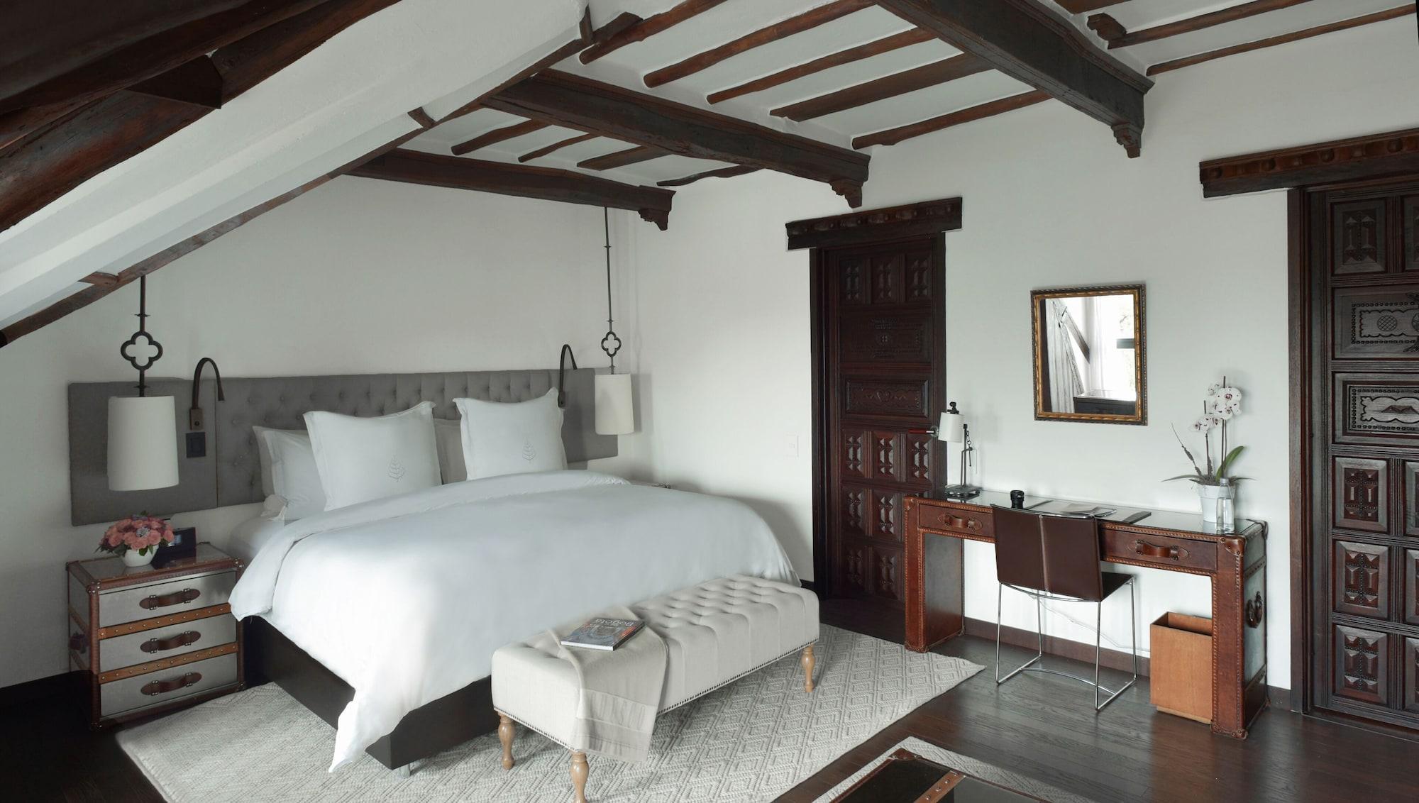 Four Seasons Casa Medina 5*
