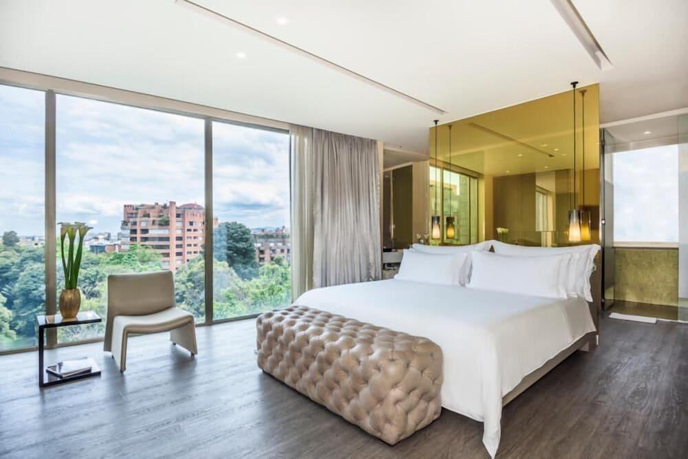 Bog 5* Bogota