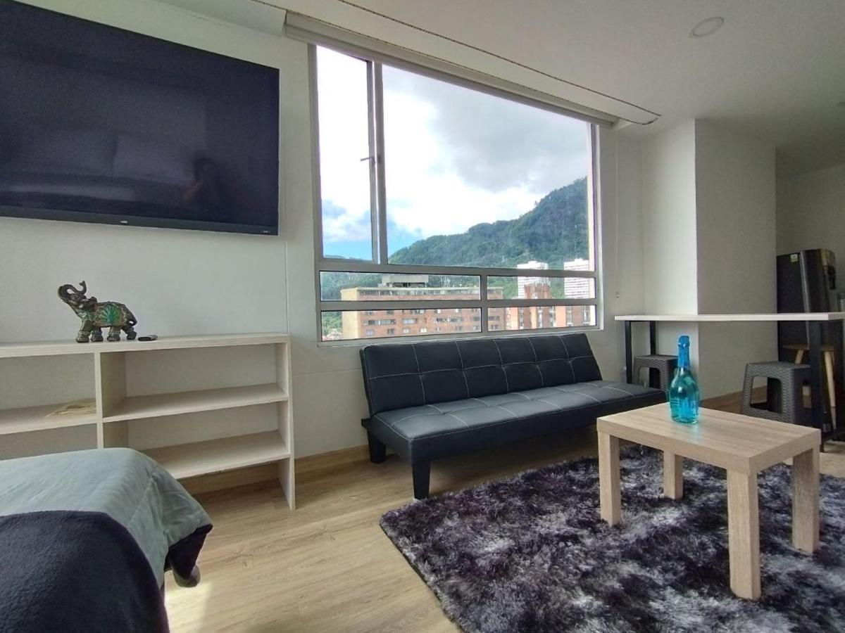 Varun Luxury * Bogota