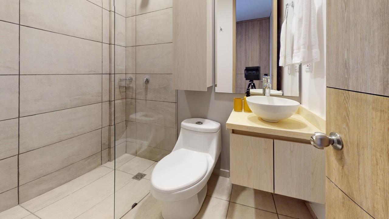Cabrera 85-12 Aparthotel