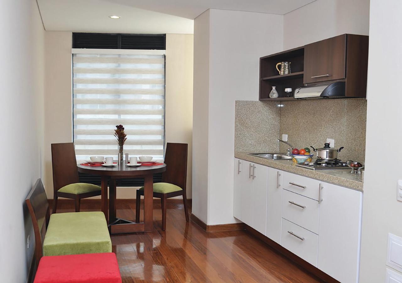 Aparthotel Apartasuites Bellhouse *