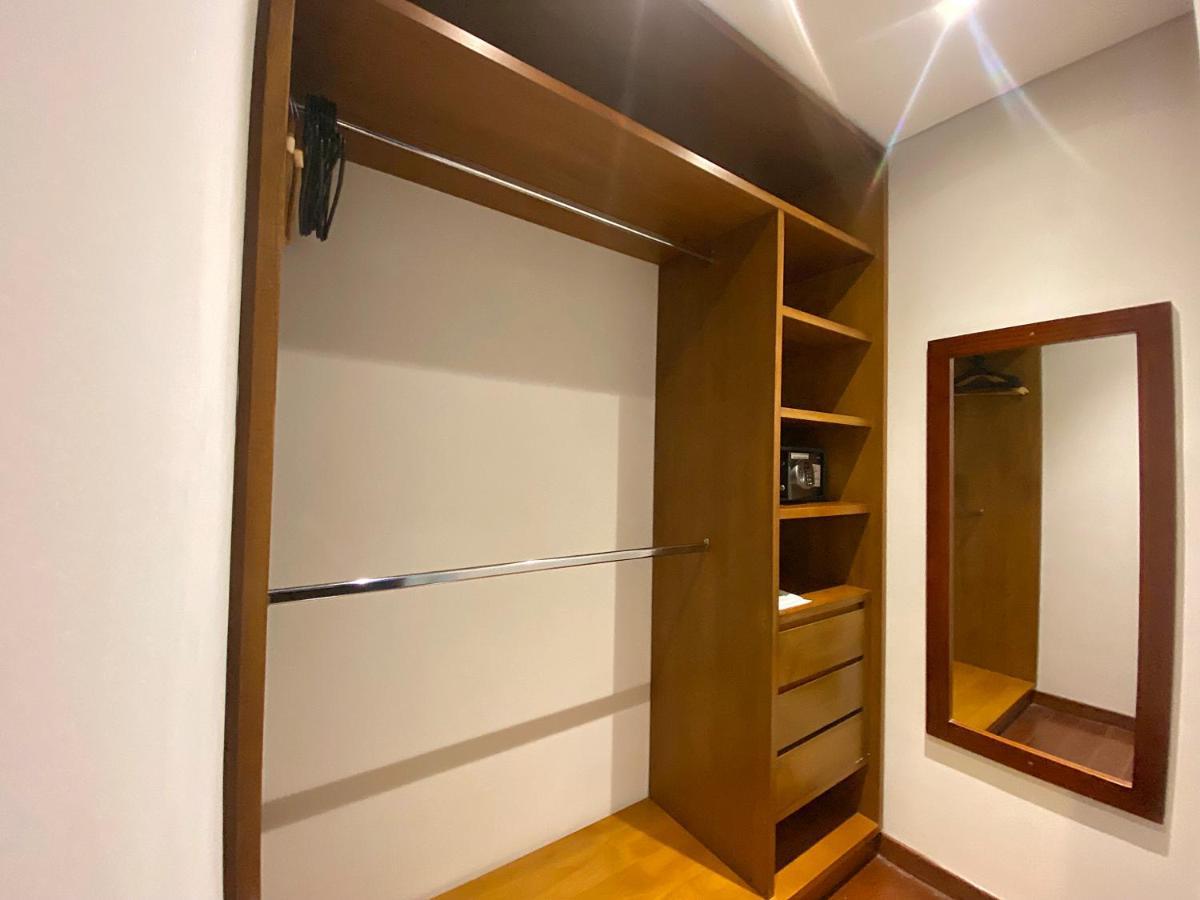Aparthotel Apartasuites Bellhouse *