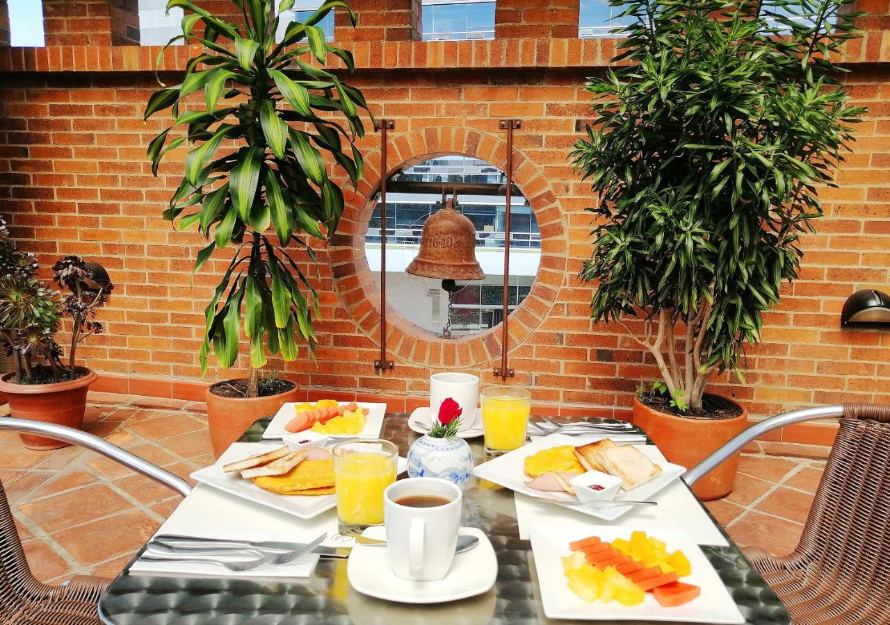 Apartasuites Bellhouse Aparthotel *