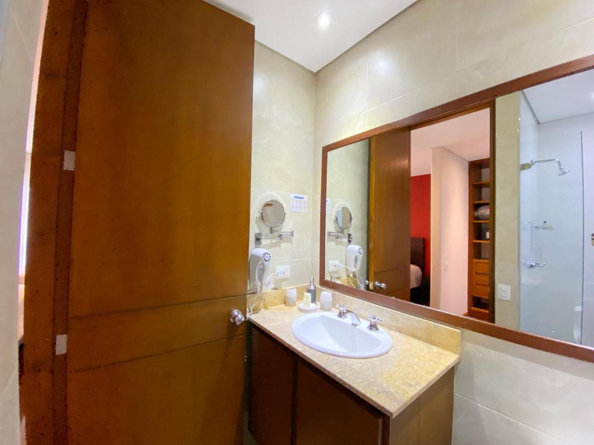 Aparthotel Apartasuites Bellhouse *